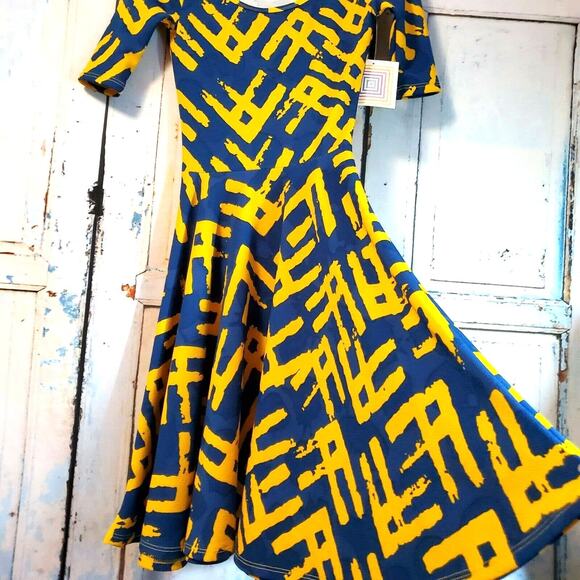 LuLaRoe Yellow & Blue Nicole Style Dress Size XXS Half Sleeve A-Line Skirt NWT - Picture 3 of 9